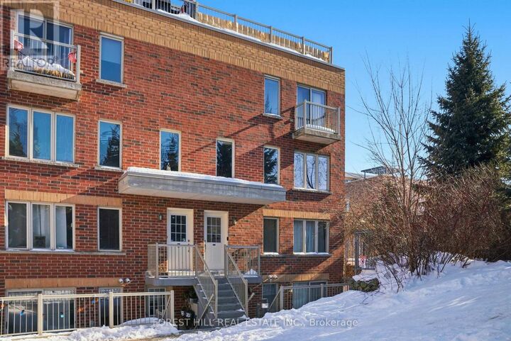 Property Photo:  20 Elsie Lane 220  ON M6P 3N9 