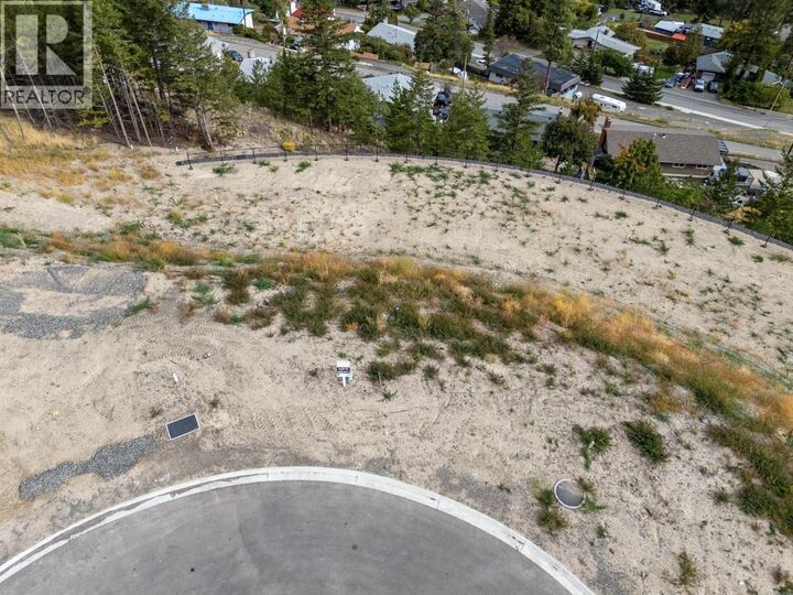 Property Photo:  1158 Crestwood Drive  BC V2H 5G8 
