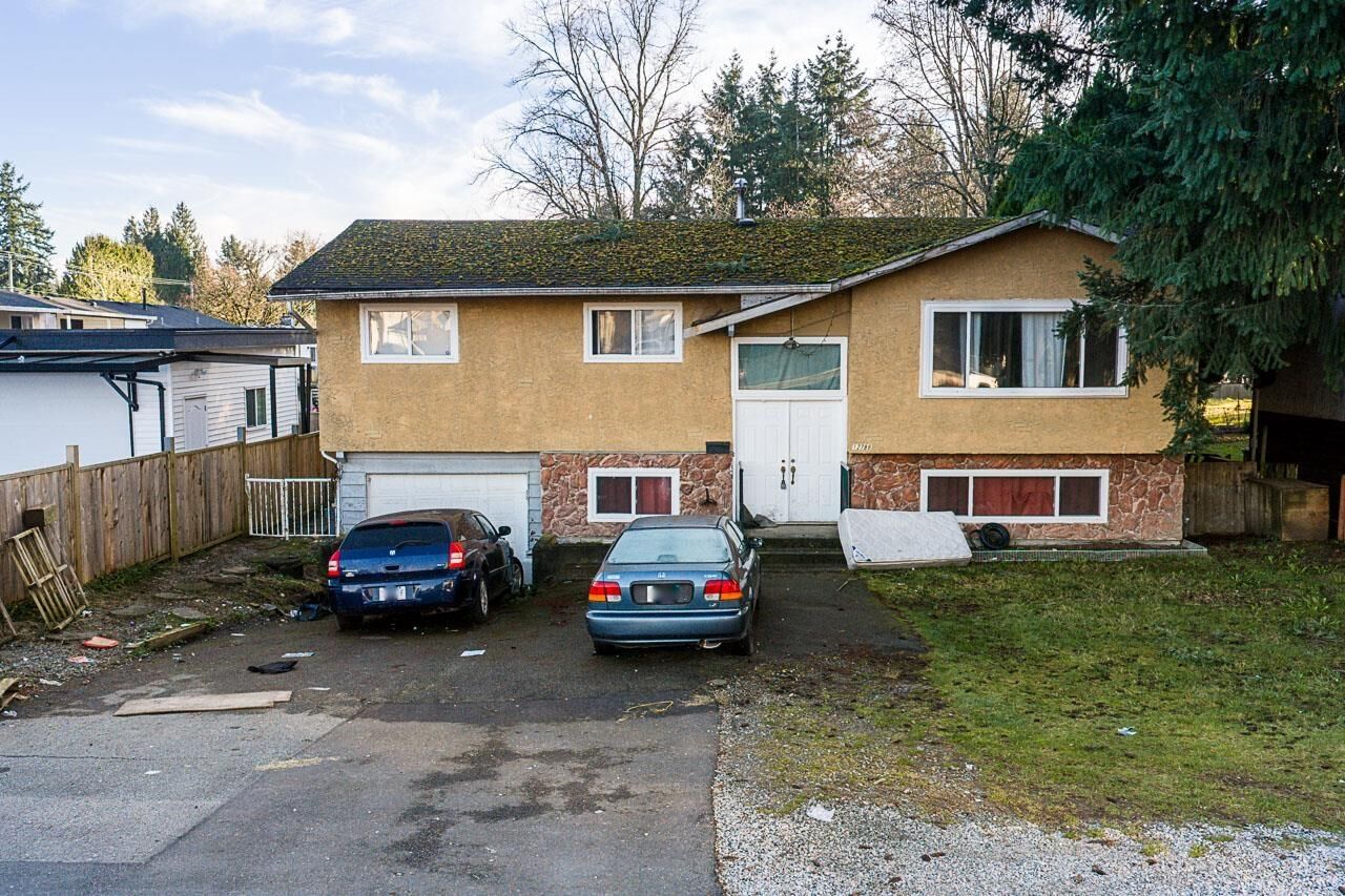 Property Photo: 12788 102 Avenue BC V3V 3E5