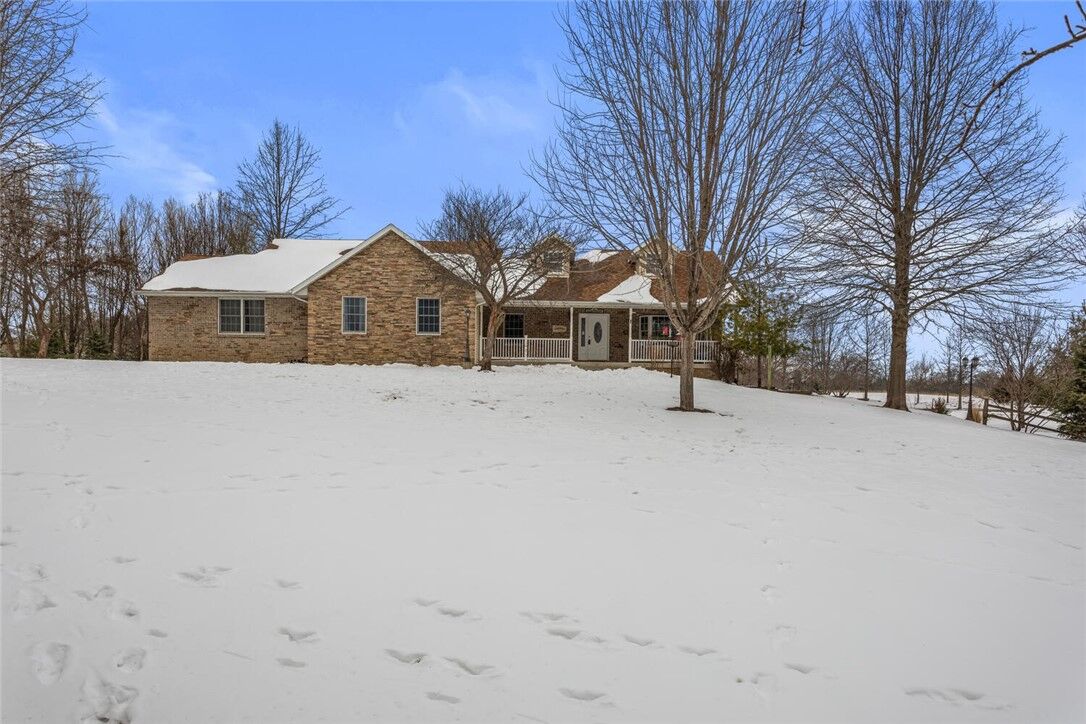 Property Photo:  5210 E Hammer Place  IL 62521 