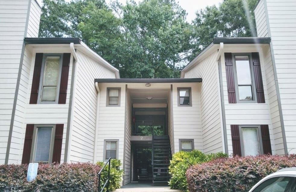 Property Photo:  9400 Roberts Drive 2H  GA 30350 