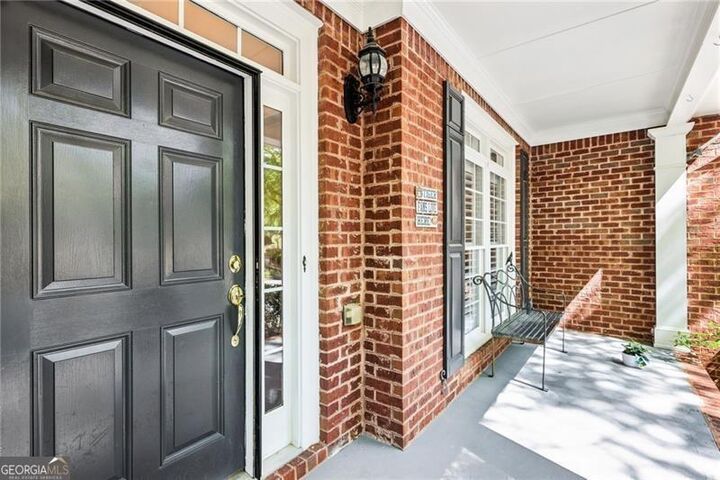 Property Photo:  8640 Amsbury Way  GA 30041 