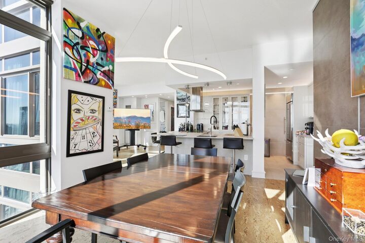 Property Photo:  175 Huguenot Street Ph-302  NY 10801 