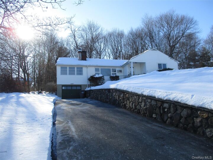 Property Photo:  35 Midland Avenue  NY 10917 