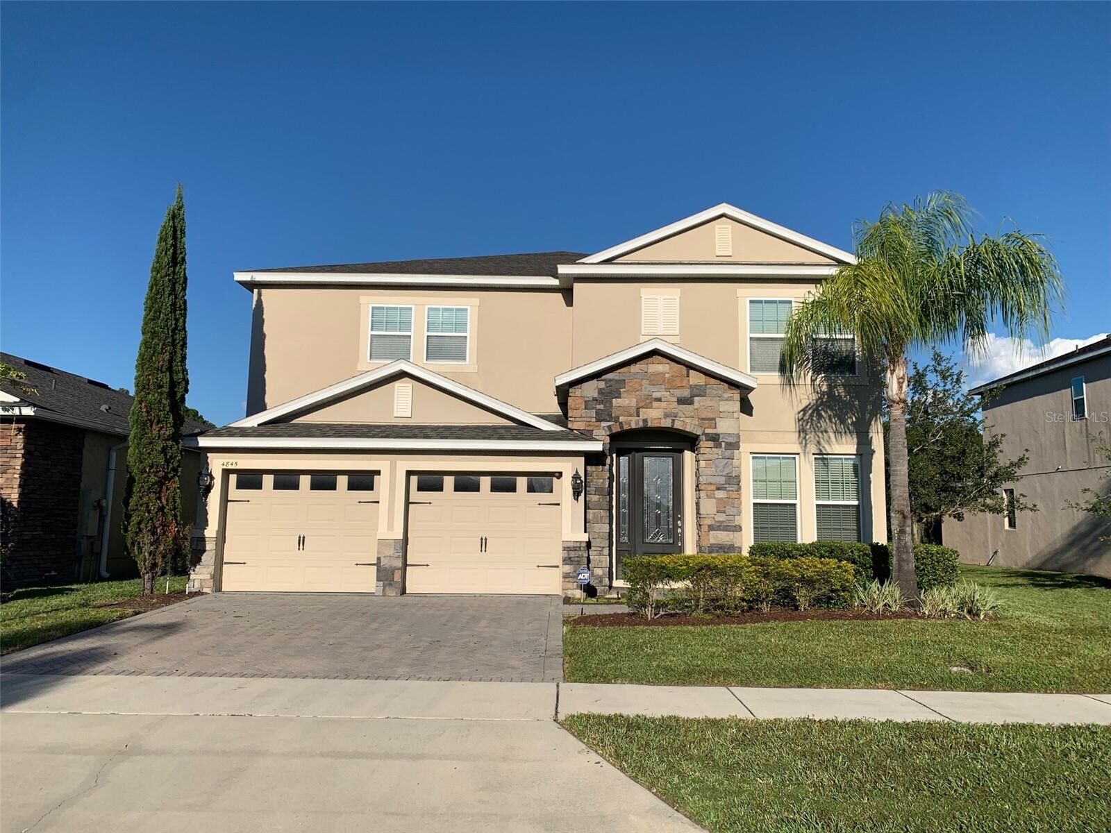 Property Photo: 4845 Maple Park Street FL 32811