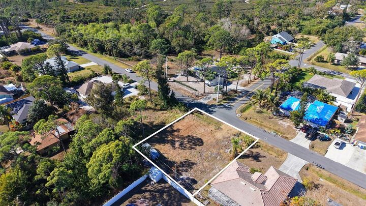 Property Photo:  5993 Osprey Road  FL 34293 