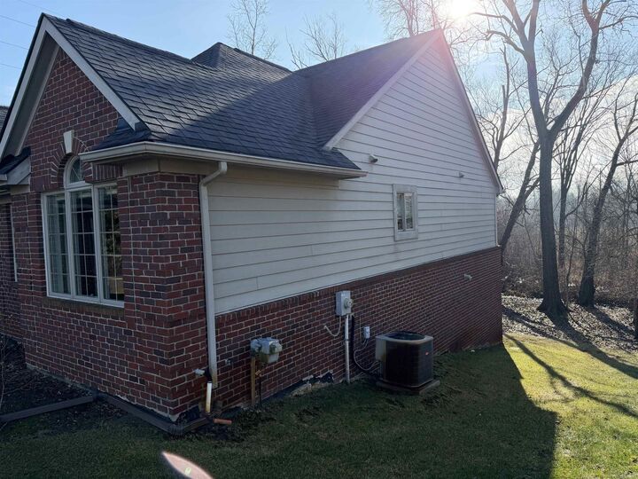 Property Photo:  10295 Northridge Court  MI 48386 
