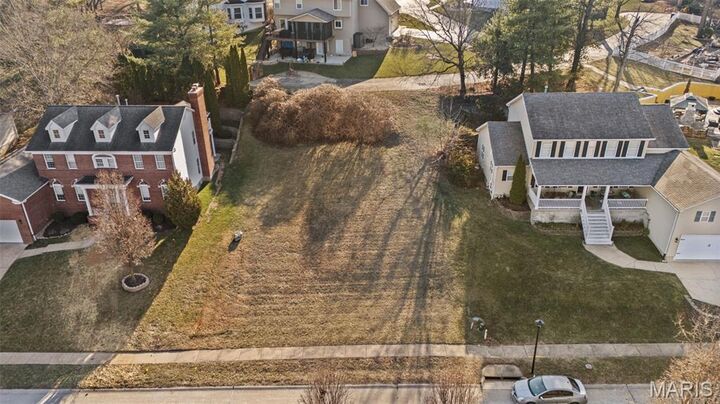 Property Photo:  5220 Autumnwinds Drive  MO 63129 