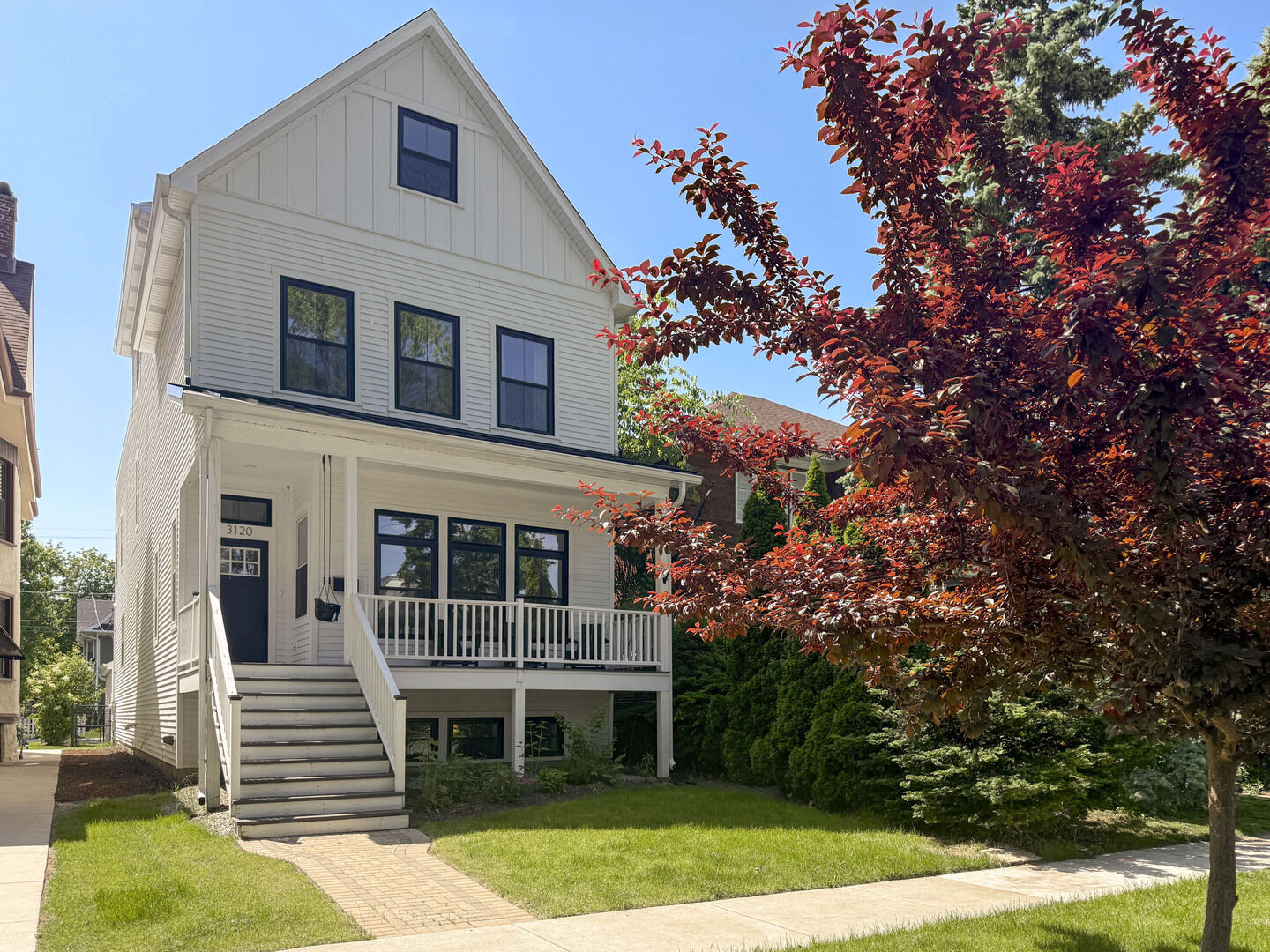Property Photo:  