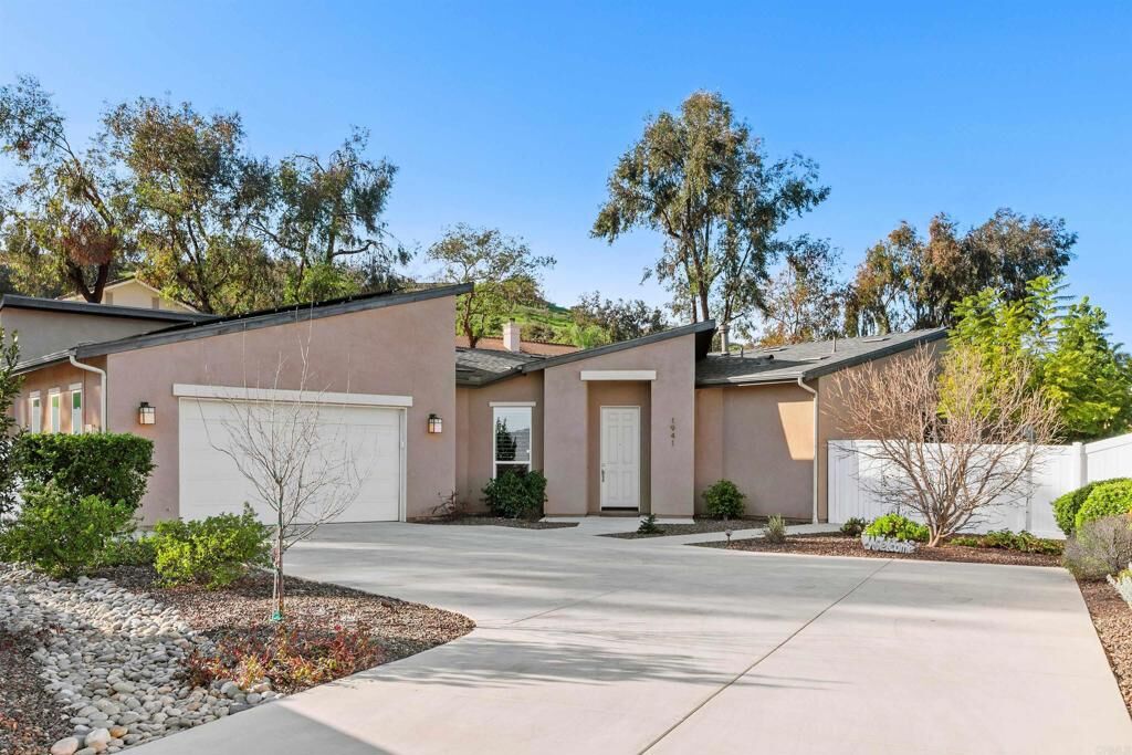 Property Photo:  1941 Estancia Place  CA 92029 