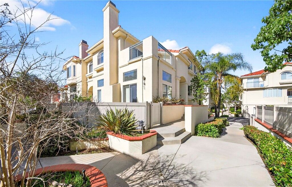 Property Photo:  4489 Spencer 224  CA 90503 