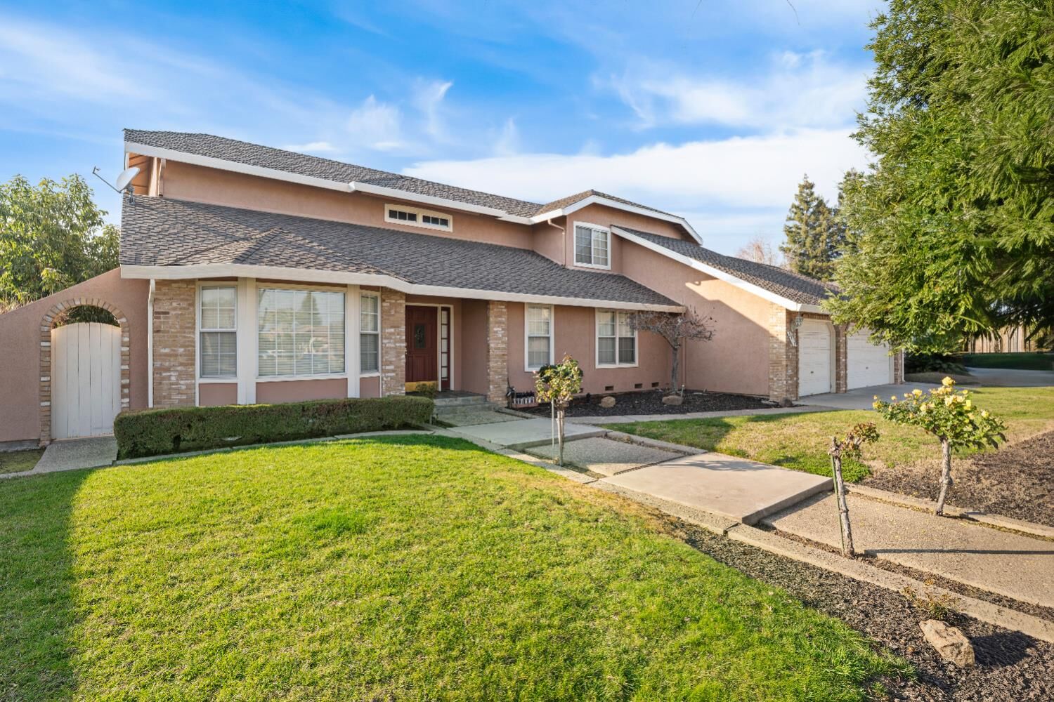Property Photo:  3913 Viader Drive  CA 95356 