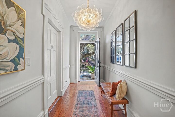 Property Photo:  108 W Jones Street  GA 31401 