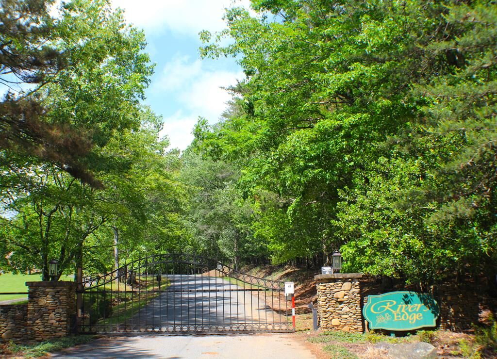 Property Photo:  Lot 36R Lake View Lane  GA 30536 
