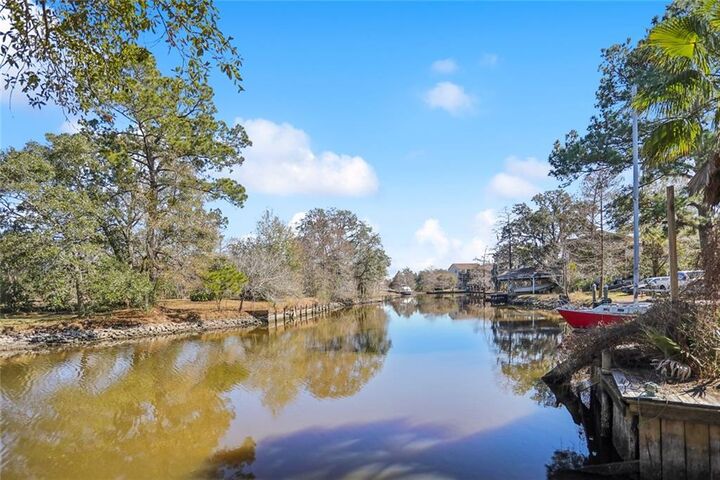 Property Photo:  238 Coin Du Lestin Drive  LA 70460 