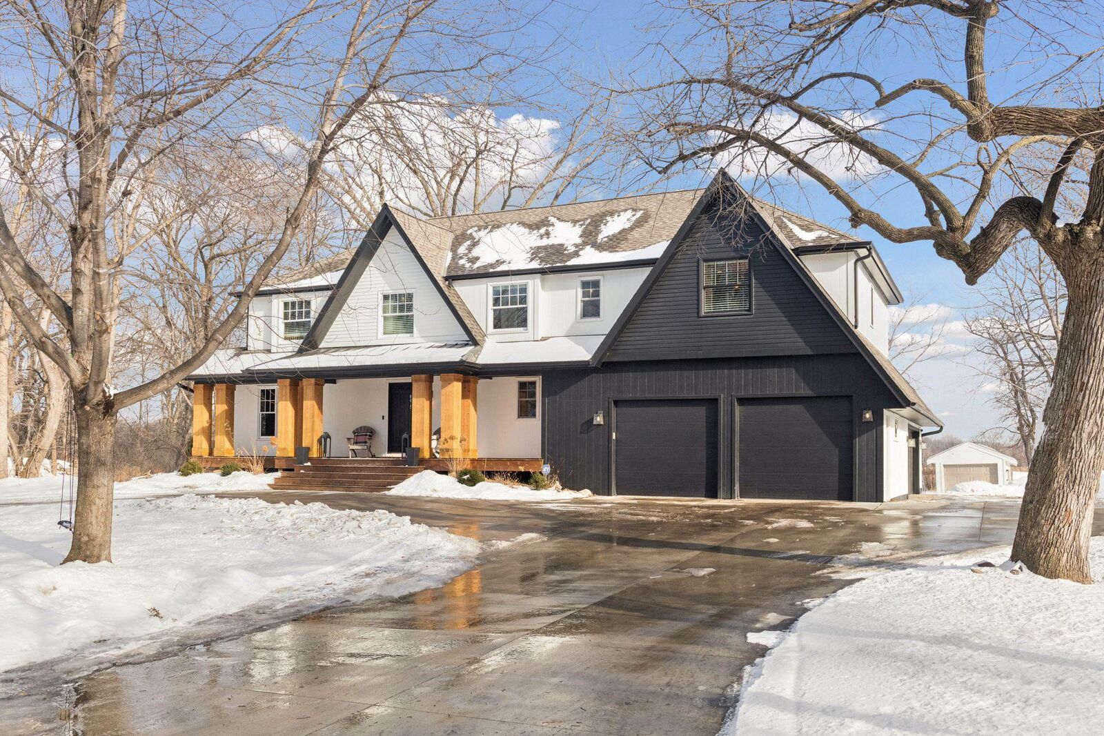 Property Photo: 3141 Fairchild Avenue MN 55391