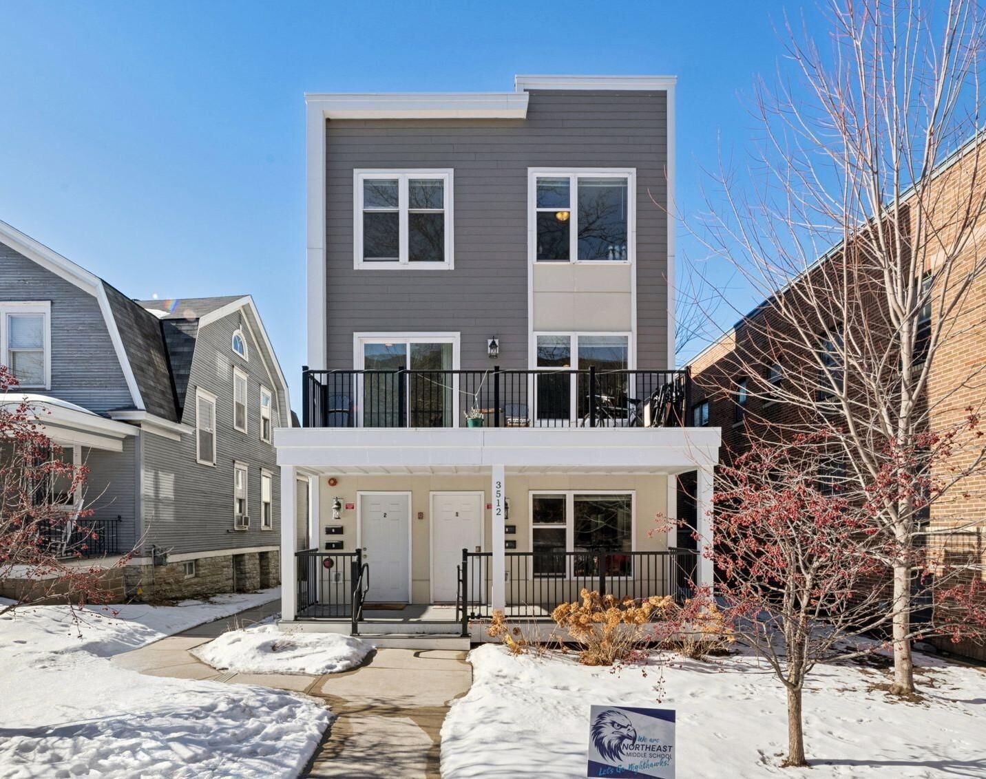 Property Photo:  3512 Dupont Avenue S  MN 55408 