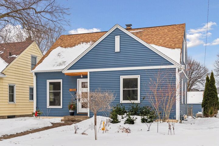Property Photo:  3554 Fillmore Street NE  MN 55418 