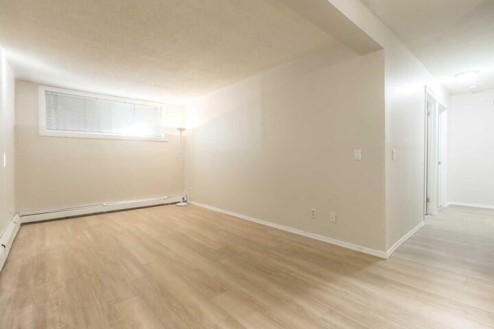 Property Photo:  626 2 Avenue NE 102  AB T2E 0E8 