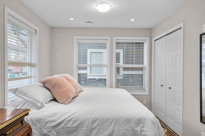 Property Photo: 280 Williamstown Close NW 2001 AB T4B 4B6