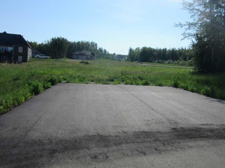 Property Photo:  13348 672A Township 110  AB T0A 2C0 