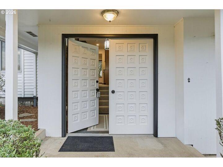 Property Photo:  4507 NE 28th Ave  WA 98663 