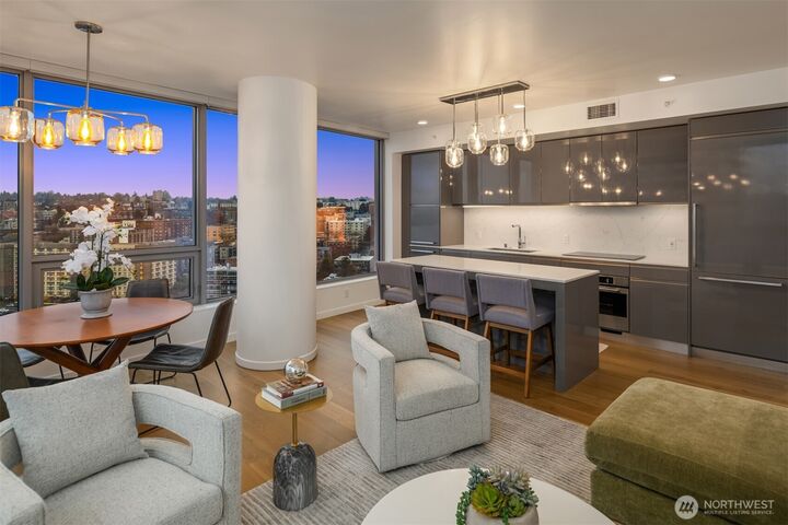 Property Photo:  1808  Minor Avenue 2308  WA 98101 