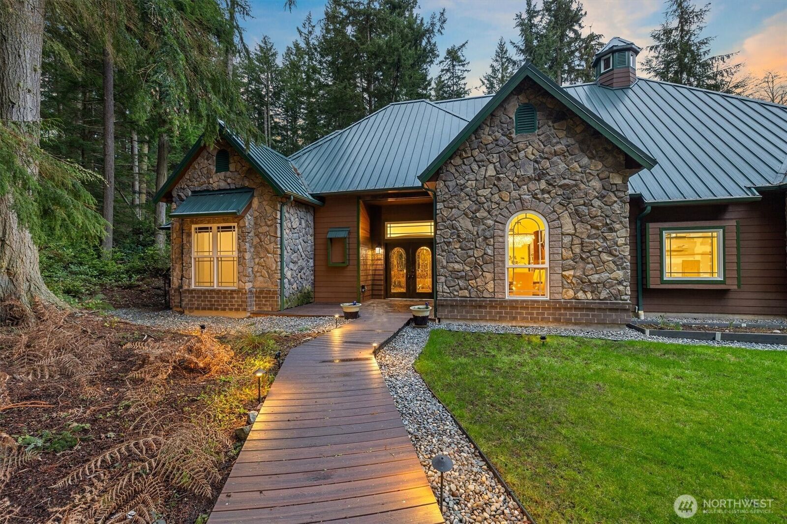Property Photo:  1059  Evergreen Lane  WA 98249 