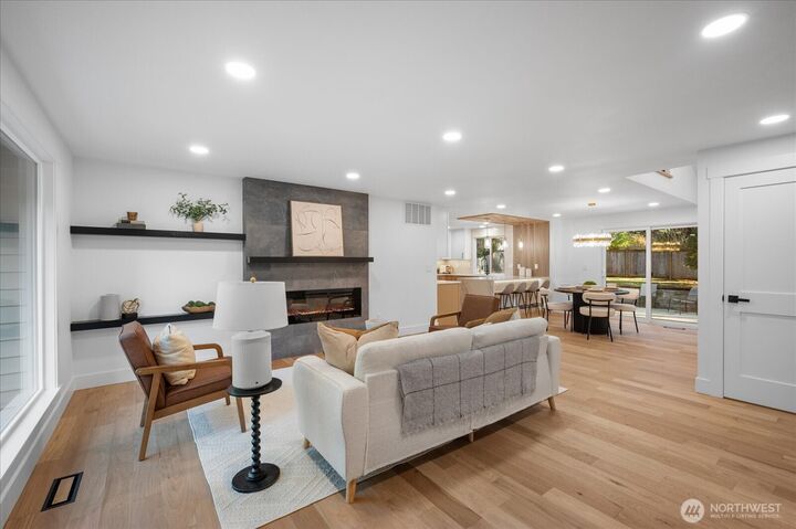 Property Photo:  14076  117th Avenue NE  WA 98034 