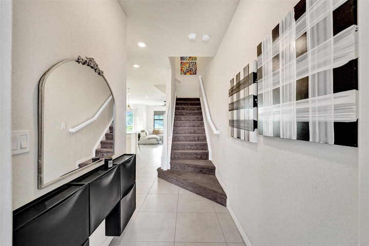 Property Photo:  2118 Appleton Circle  FL 33309 