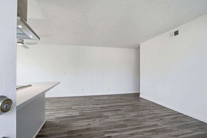 Property Photo: 2323 Samaritan Drive 4 CA 95124