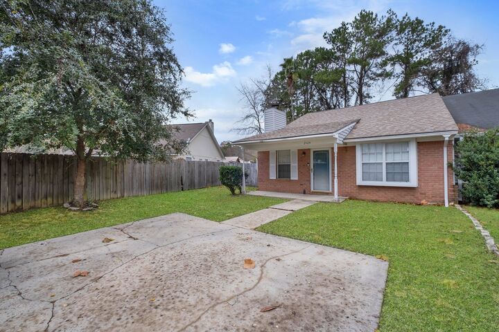 Property Photo:  2424 Ian Drive  FL 32303 