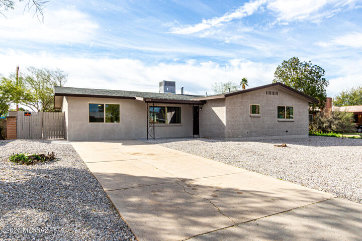 Property Photo: 2032 E Florence Drive AZ 85719