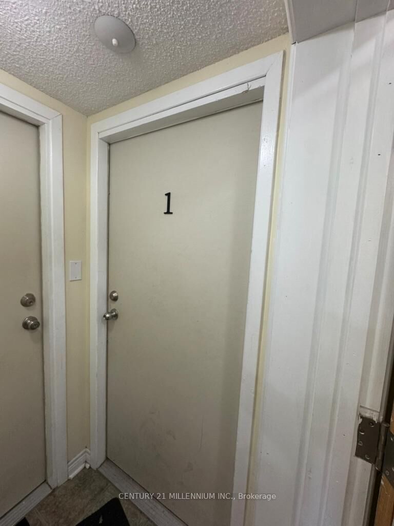 Property Photo:  183 Harold Street 2nd Level  ON L6Y 2G3 