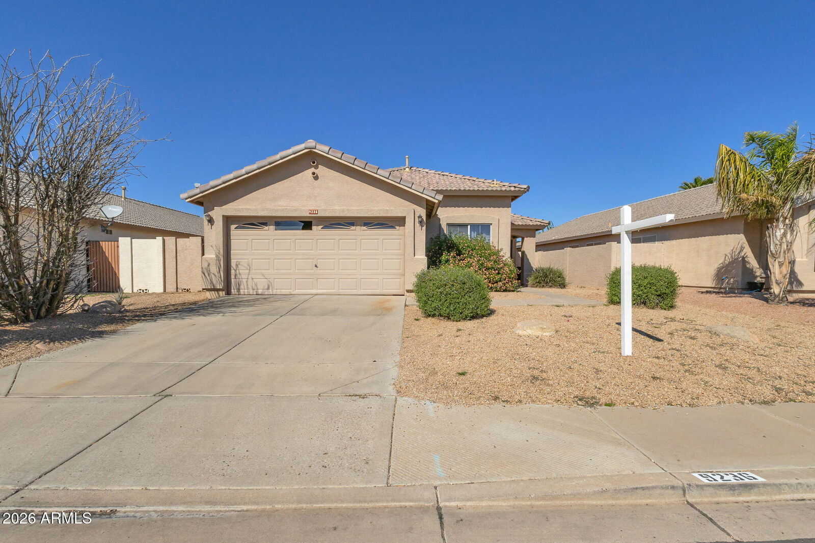 Property Photo: 9236 E Medina Avenue AZ 85209