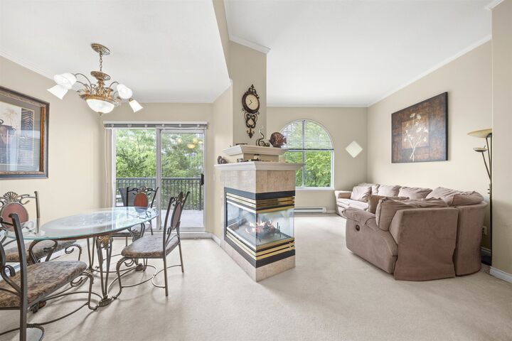 1185 Pacific Street 423 — photo 1