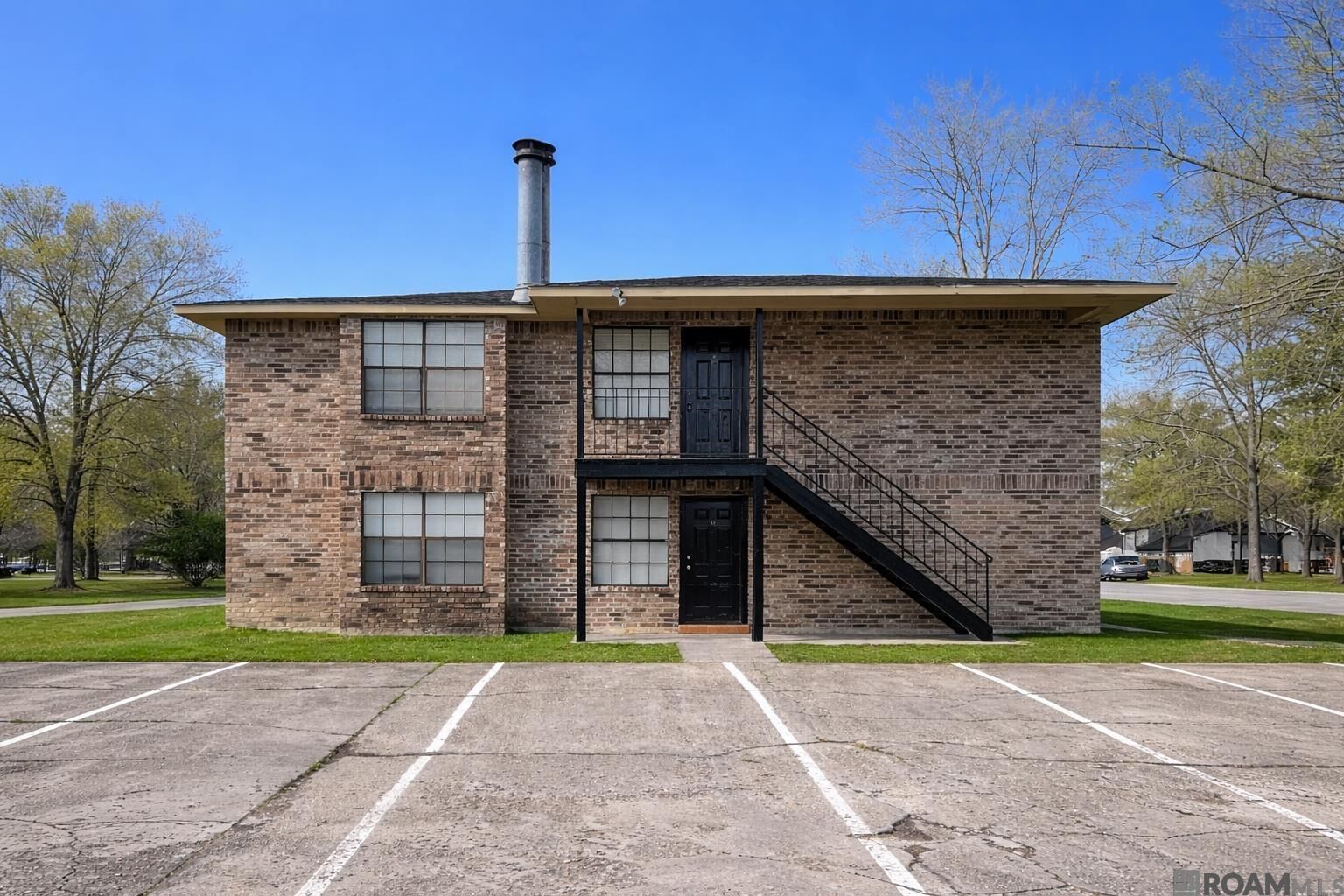 Property Photo: 3482 King Bradford Dr #D, B LA 70816