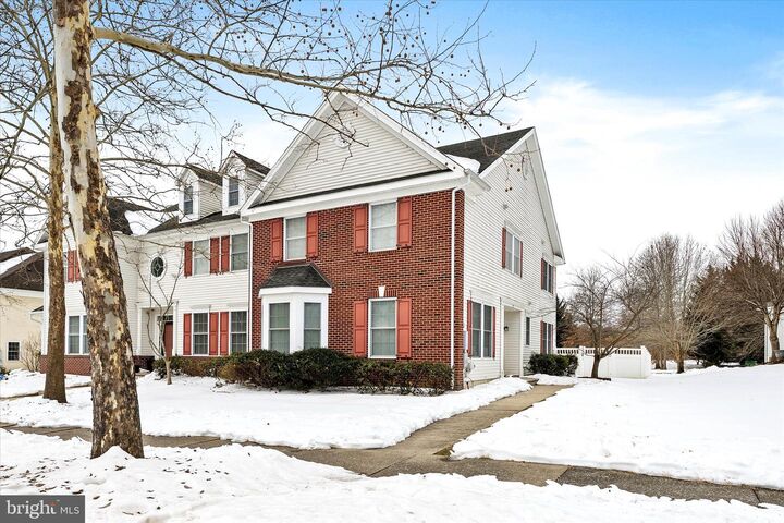 Property Photo:  25 Saddle Way  NJ 08515 