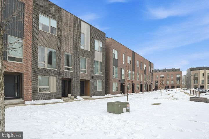 Property Photo:  3112 Pierview Lane  PA 19125 