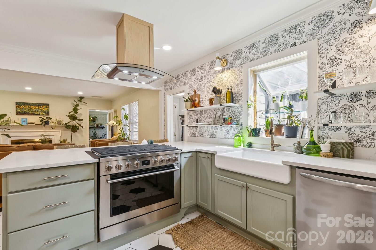 Property Photo:  5508 Crestland Avenue  NC 28269 