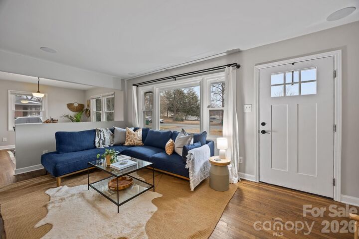 Property Photo: 4211 Glenstar Terrace NC 28205