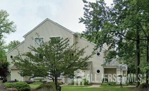 Property Photo:  3 Sweetgum Court  NJ 08824 