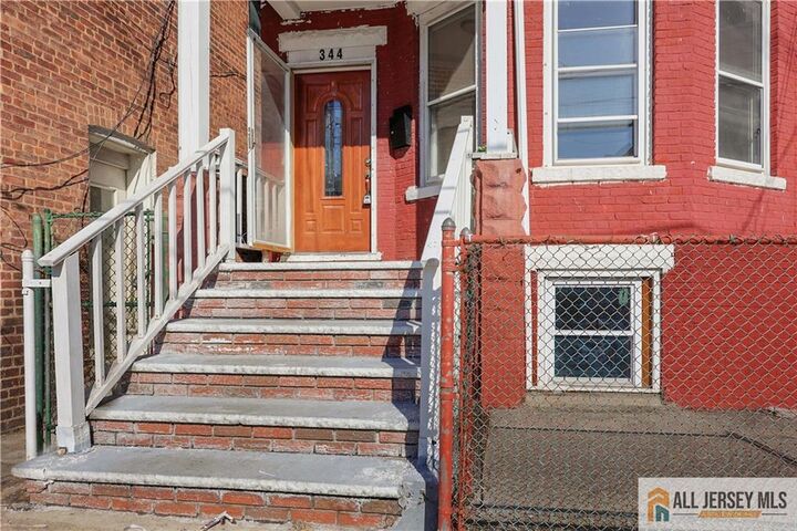 Property Photo:  344 Market Street  NJ 08861 
