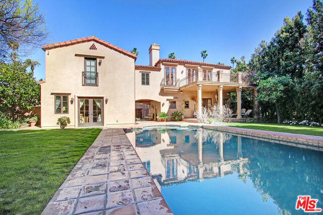 Property Photo: 725 N Foothill Rd CA 90210
