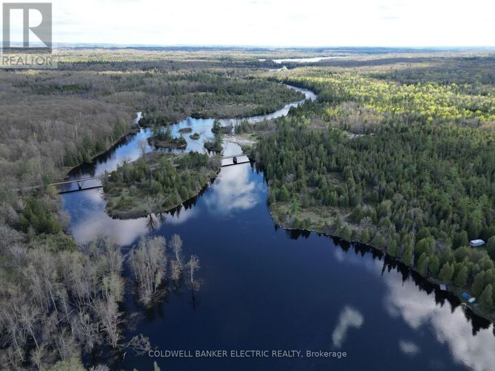 Photo de la propriété:  0 Osborne Court  ON K0K 2M0 