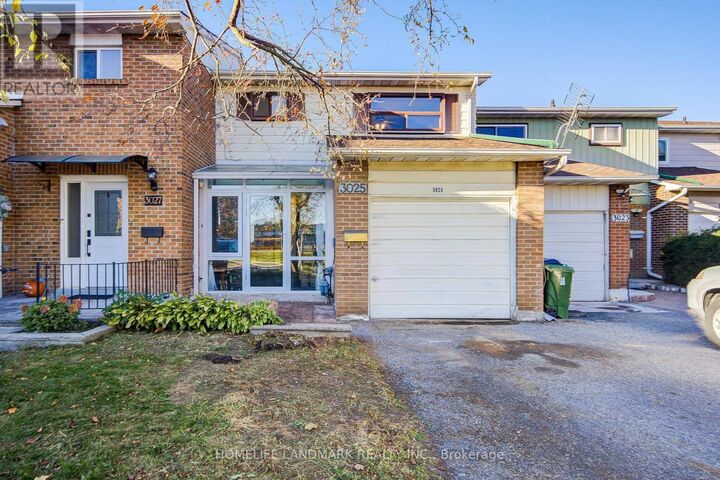 Property Photo: 3025 Bridletowne Circle ON M1W 2C9