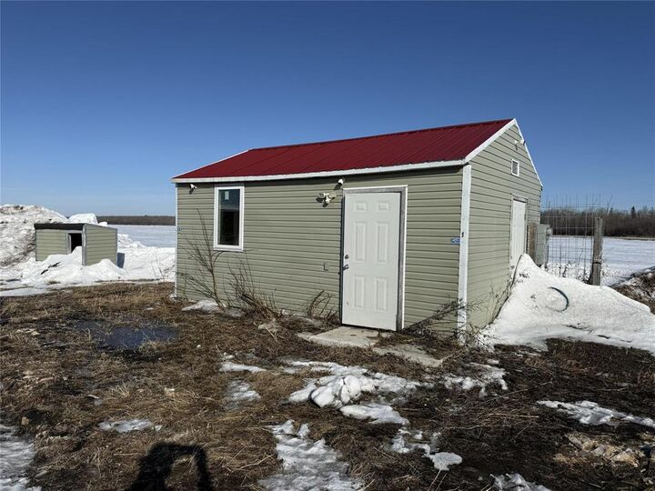 Property Photo:  61016 Mill Road  MB R5L 0G9 