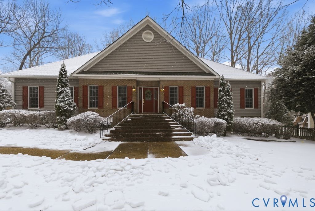 Property Photo:  12325 Hillcreek Terrace  VA 23112 