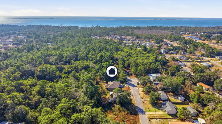 Property Photo:  1660 Tuscon Court  FL 32563 