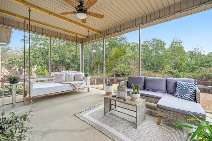 Property Photo:  1660 Tuscon Court  FL 32563 